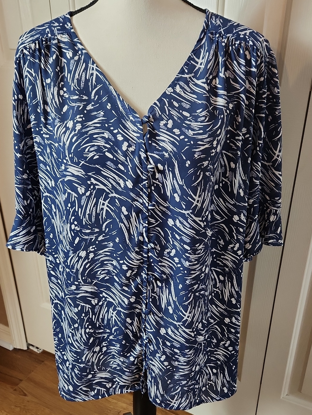 Women's Navy Blue Printed Button-Front Shirt